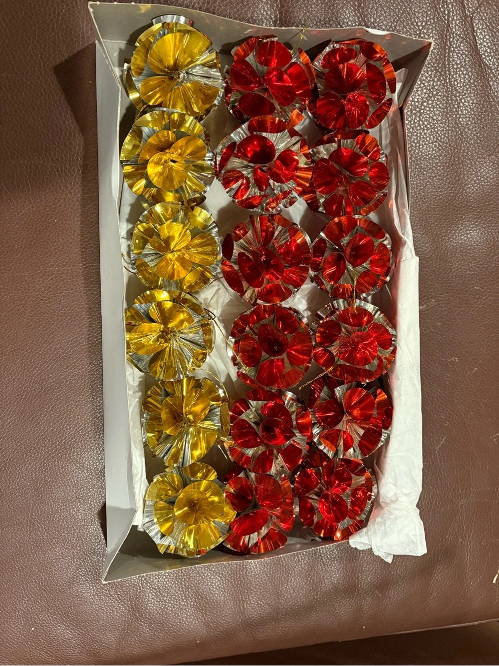 Metallic Foil Flower Cupcake Liners - Red & Gold